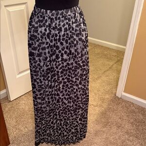 Adrianna Papell Black and Gray Maxi Skirt